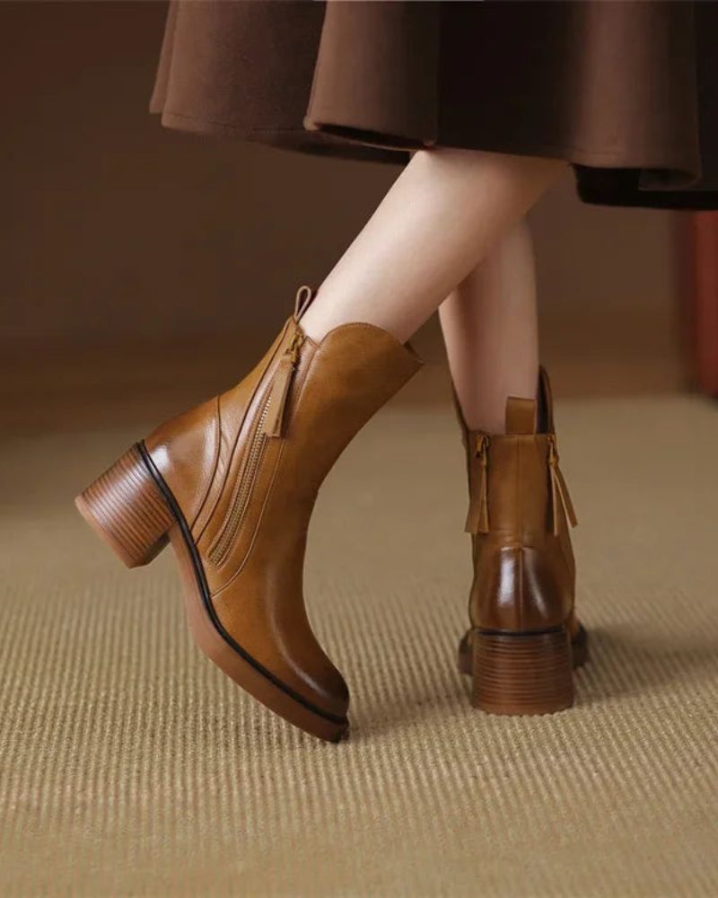 Elsa - Ankle Boots with Comfortable Heel