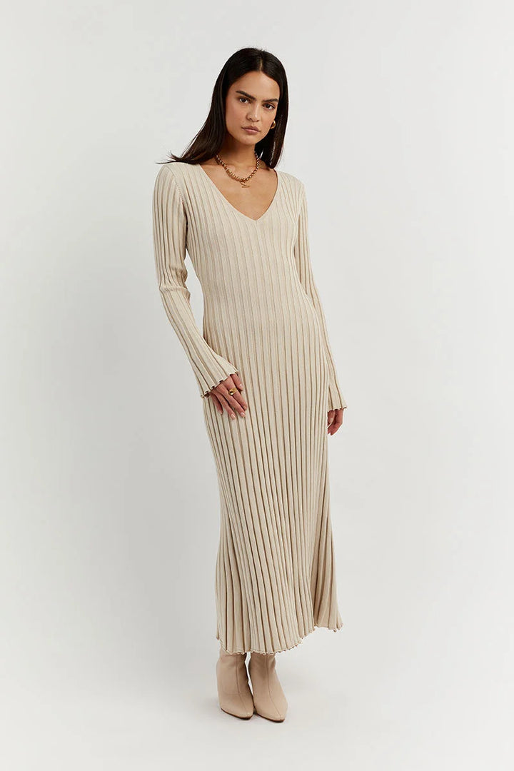 Luna™ | Elegant V-Neck Knitted Midi Dress