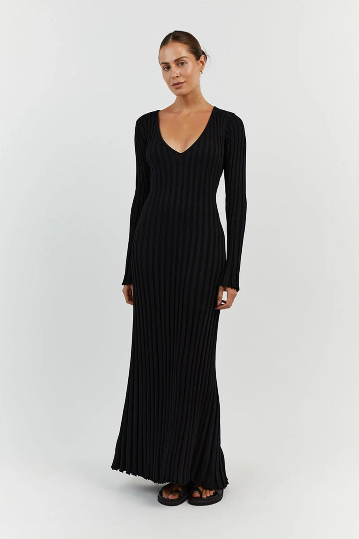 Luna™ | Elegant V-Neck Knitted Midi Dress