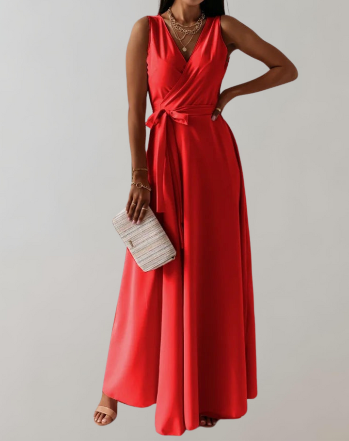 Izora - Elegant V-Neck Sleeveless Gown