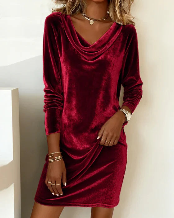Felice - Loose Fitting Velvet Dress