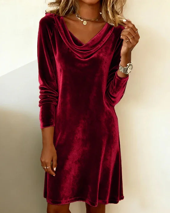 Felice - Loose Fitting Velvet Dress