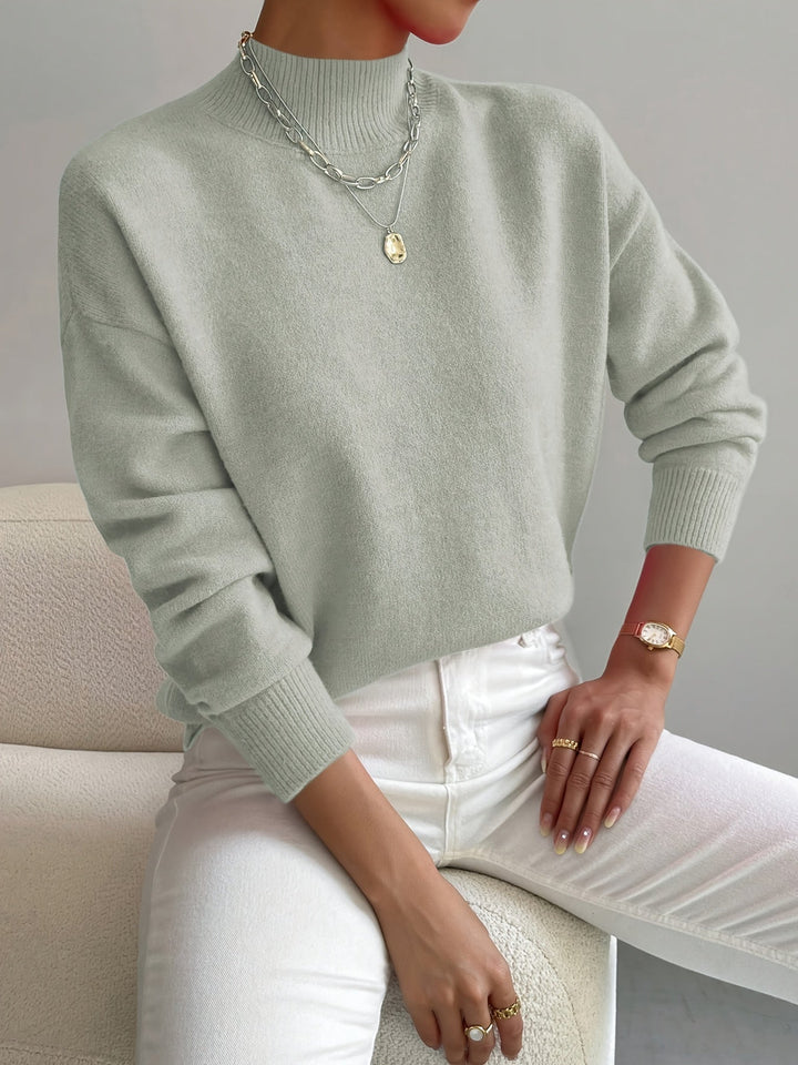 Maria | Elegant and Comfortable Turtleneck.